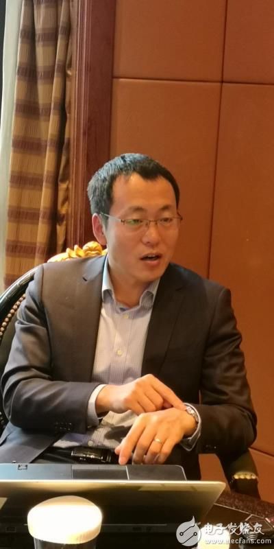 5a4defc2d4d65.jpg ADI.jpg
