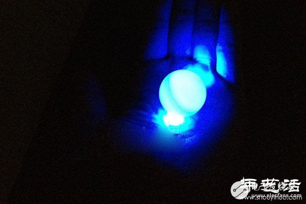 简单制作LED小夜灯 简单材料简单方法