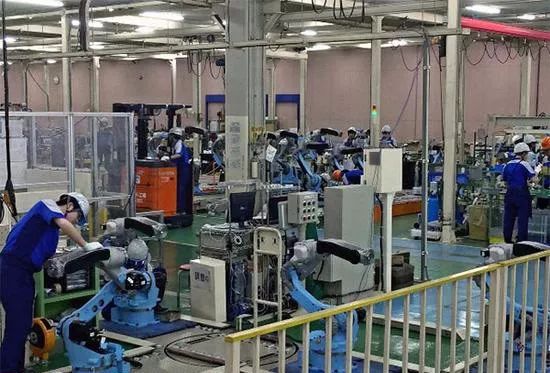 安川电机对欧洲工业机器人市场的发动