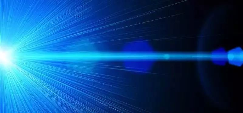 列举了2018年最值得关注的15大技术趋势