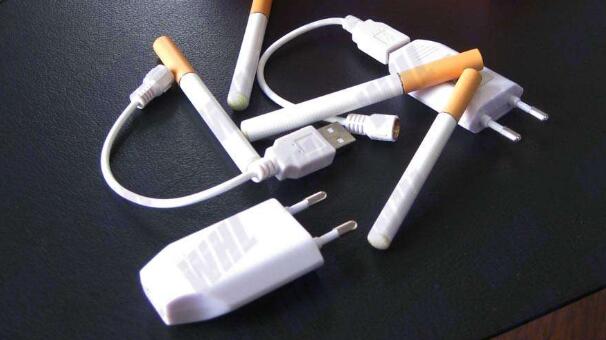 电子烟和传统香烟有什么区别_电子烟的烟油对