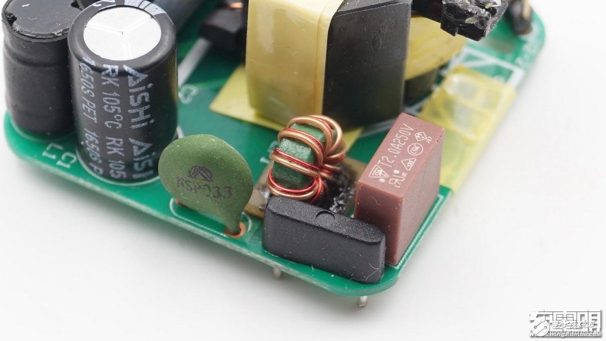 Ktec冠德USB PD充电器拆解