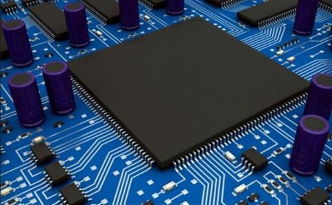 中国芯片竞争激烈_10年内部署3000万辆自动驾...