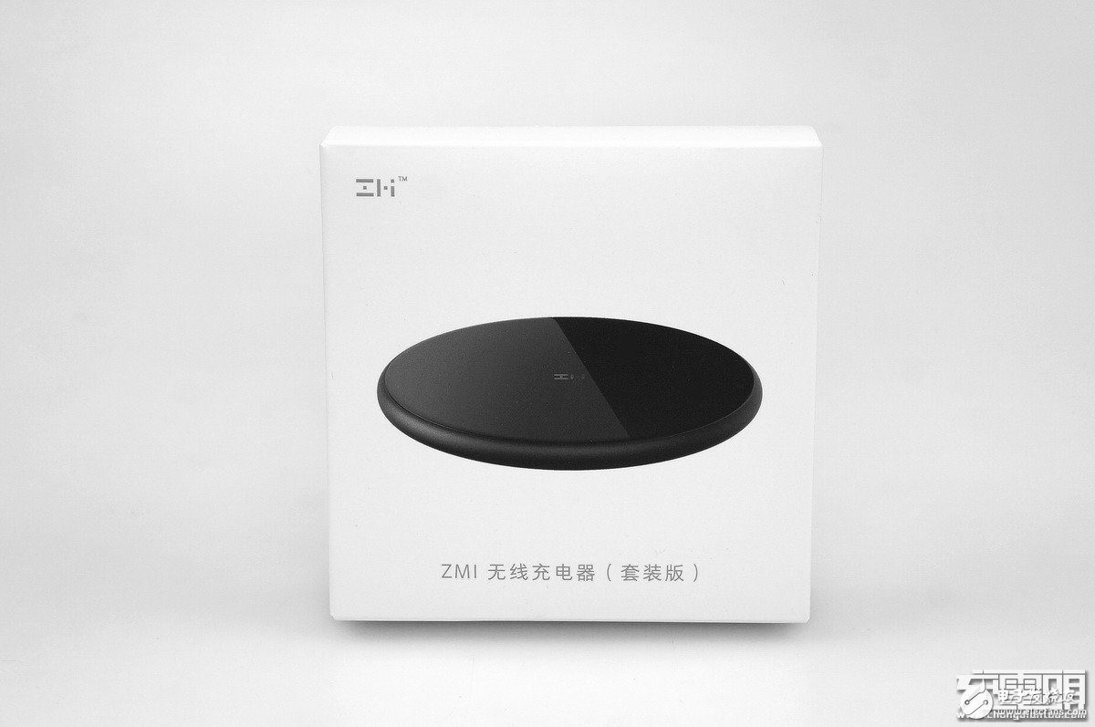 一言不合就拆机_ZMI紫米无线充电器WTX10拆解图详细