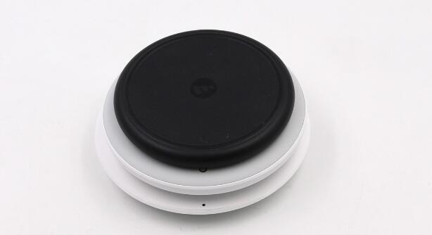 Mophie、Belkin和Anker无线充电器对比评测
