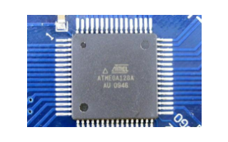 AVR单片机读写CPLD程序实例(ATmega1...