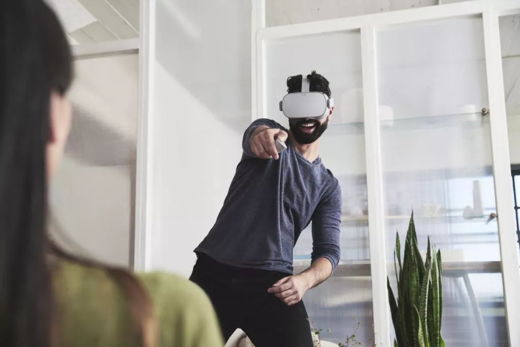 Oculus携手小米推出VR一体机Oculus Go已正式