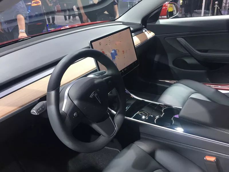 2018年新能源车型竞争的大年 特斯拉 model3独占榜首