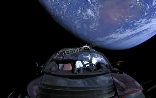 spacex猎鹰重型火箭首飞:带着特斯拉跑车去太空