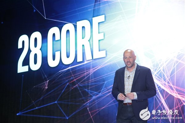 Intel发布28核处理器,为解决散热问题竟用上一台Hailea HC-1000B压缩机