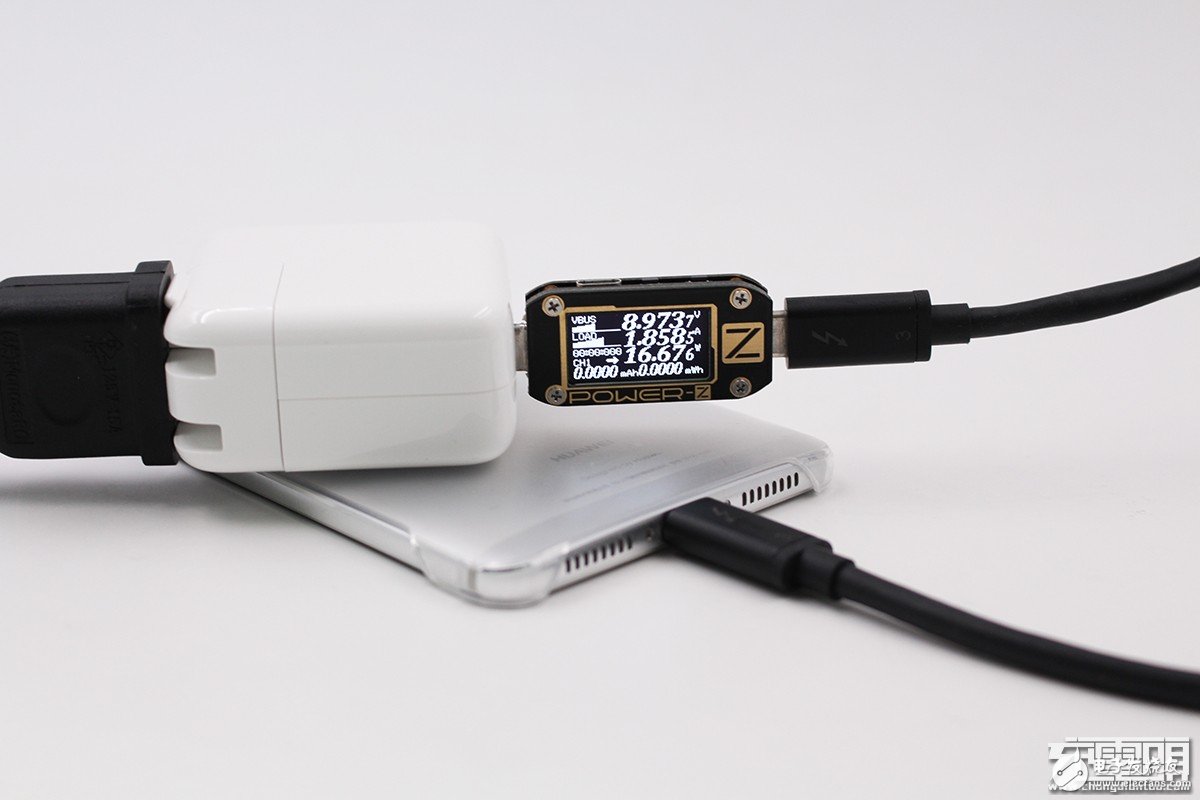 苹果30W USB-C电源适配器评测,与少1W的旧款29W有什么区别呢