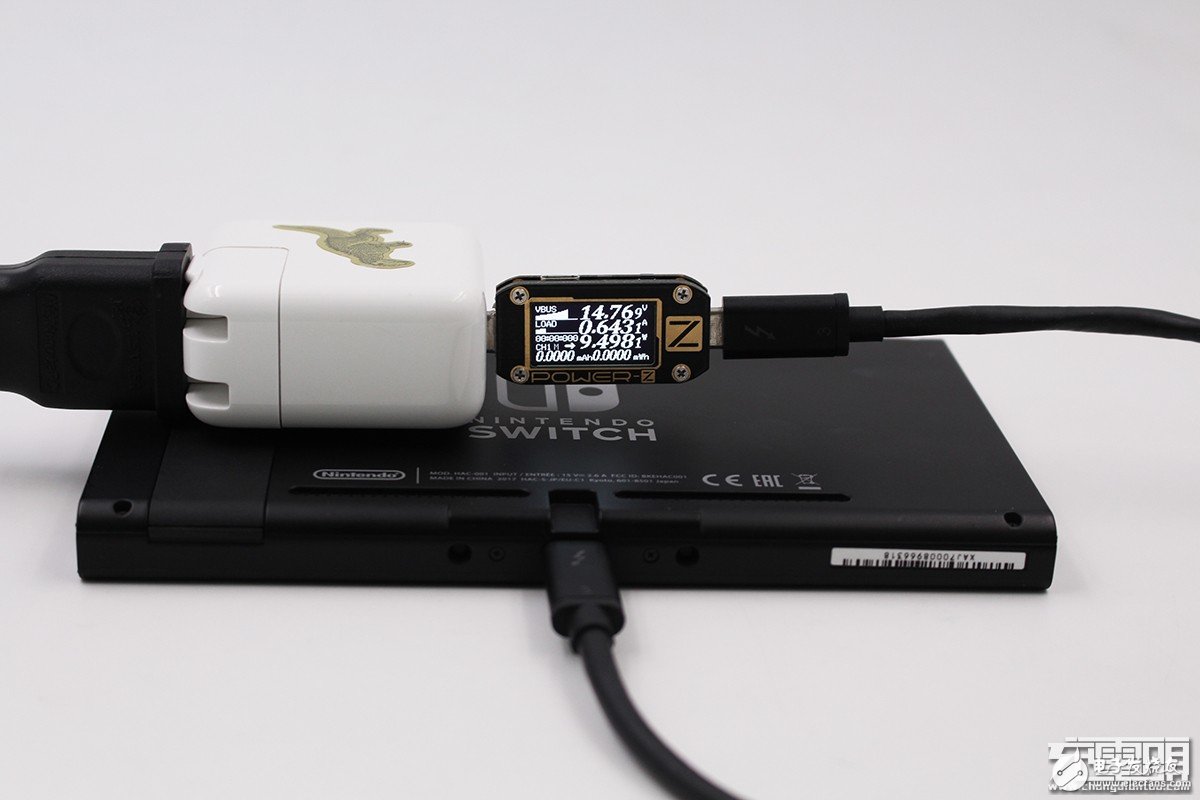 苹果30W USB-C电源适配器评测,与少1W的旧款29W有什么区别呢