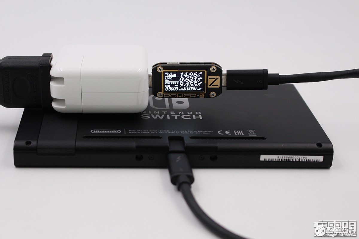 苹果30W USB-C电源适配器评测,与少1W的旧款29W有什么区别呢