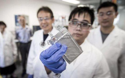 日本科学家研发出新型全无机钙钛矿太阳能电池,未来...