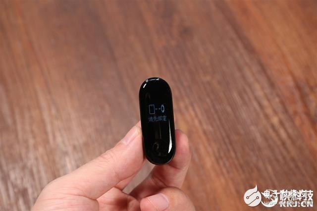 小米手环3上手评测:延续小米高性价比的信念结晶