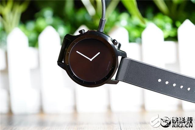 腾讯Pacewear HC周年限量版手表上手评测:最具性价比的智能手表之一
