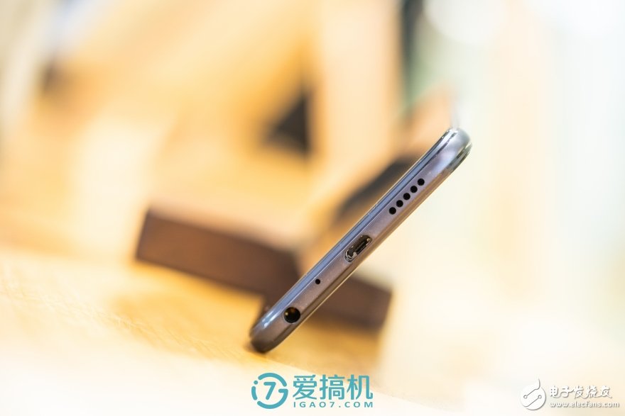 荣耀9i上手评测:暗光自拍和极速人脸识别是它的杀手锏