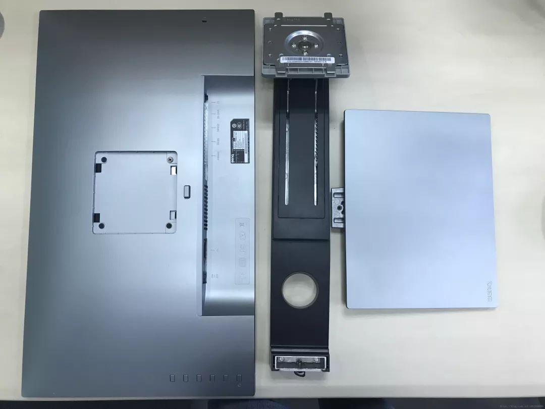关于BenQ PD2710QC显示器你知道多少?