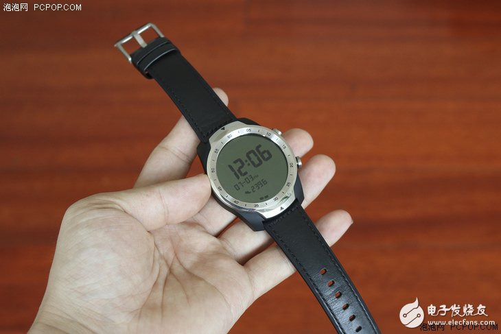 出门问问TicWatch Pro智能手表上手评测:智能双屏+超长续,符合航旗舰级智能手表的定位