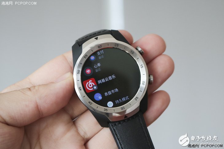 出门问问TicWatch Pro智能手表上手评测:智能双屏+超长续,符合航旗舰级智能手表的定位