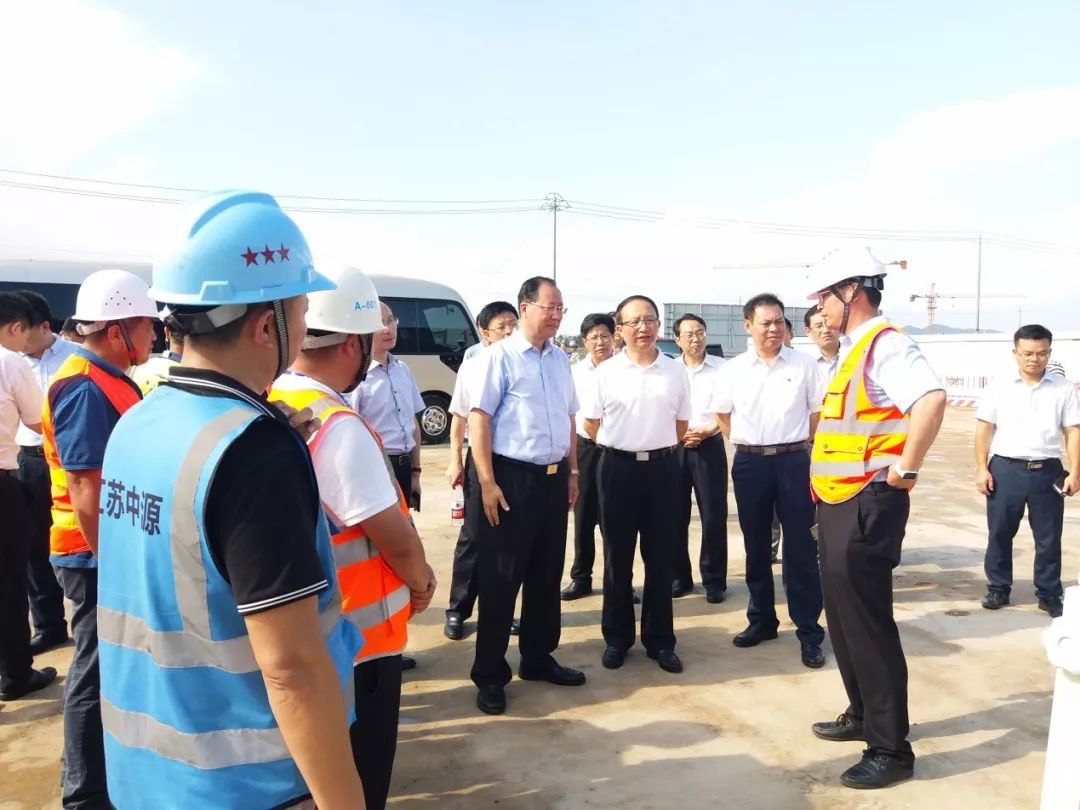江西副省长毛伟明调研革命老区 将加快电子产业建设