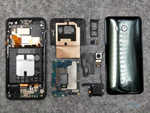 HTC U11拆解，看看这款被认为HTC在危机中的“逆袭之作”的手机是如何逆袭的