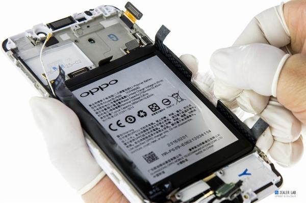 OPPO R9拆解，看看這款手機(jī)的內(nèi)部做工如何