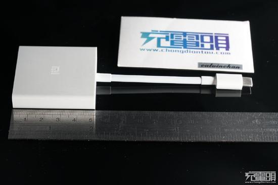 為什么同樣的配件蘋果賣588，而小米卻只賣149？小米USB-C至HDMI多功能轉(zhuǎn)接器ZJQ01TM拆解