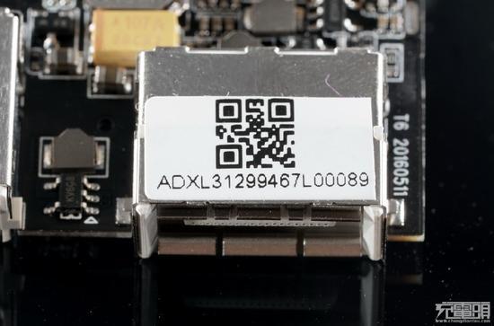 为什么同样的配件苹果卖588，而小米却只卖149？小米USB-C至HDMI多功能转接器ZJQ01TM拆解