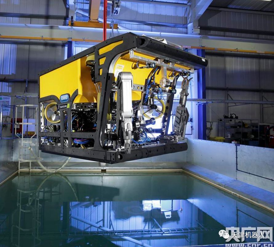 国内研制生产的首台套作业级深海装备,它能潜入3000米海底
