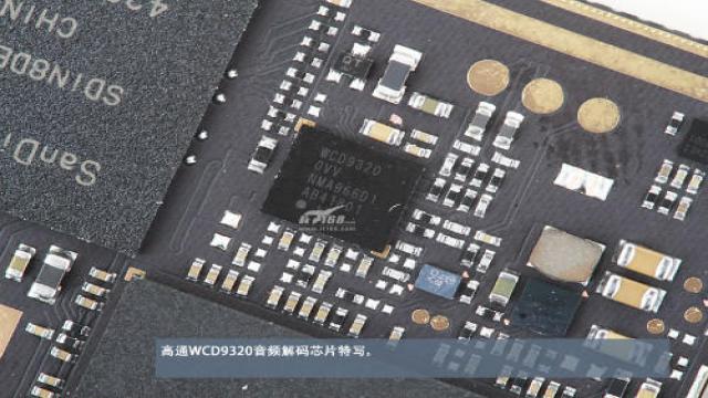 manta 7x拆解，看看這款主打智慧邊框的手機內部如何
