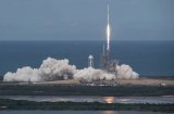 SpaceX将利用自己的可回收火箭为美国军方的五...