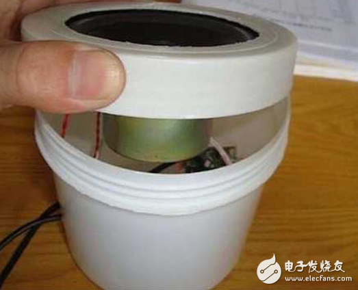 如何用废弃塑料桶自制一个音箱?