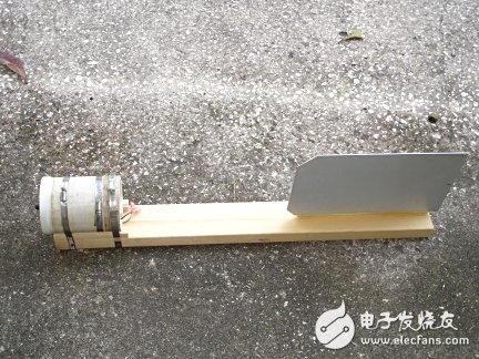 如何制作一台风力发电机?