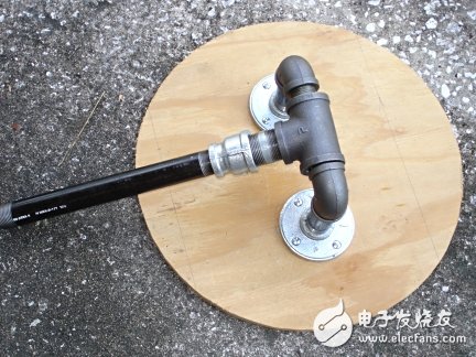 如何制作一台风力发电机?