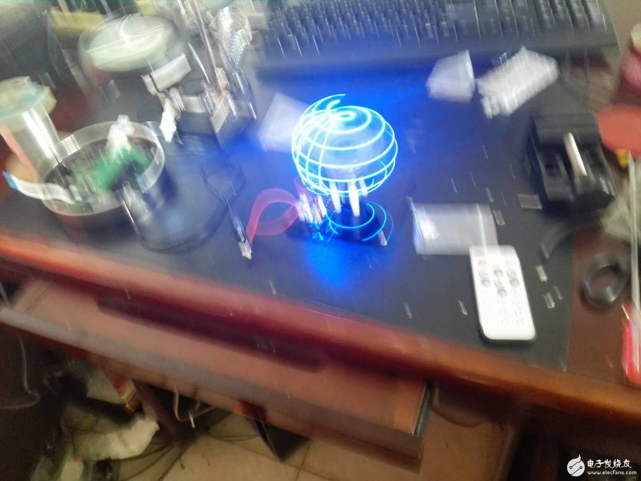 如何制作一个用单片机驱动的led旋转球?