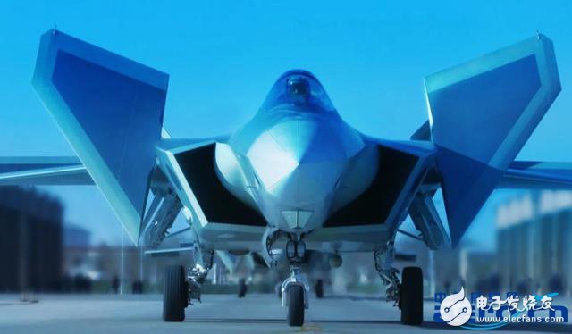 J-20和F-22各种性能大对比,谁才是最强五代战斗机