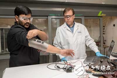 特拉华大学研发出超薄柔性碳纳米管压力传感器,智能服装可能用得到