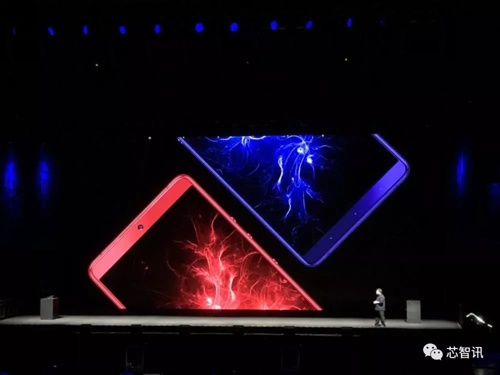 锤子发布坚果Pro 2S搭配OLED全面屏与新应用子弹信息
