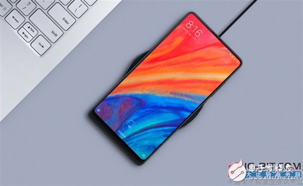 小米推出一款全新无线充电器 输出最高可达10W