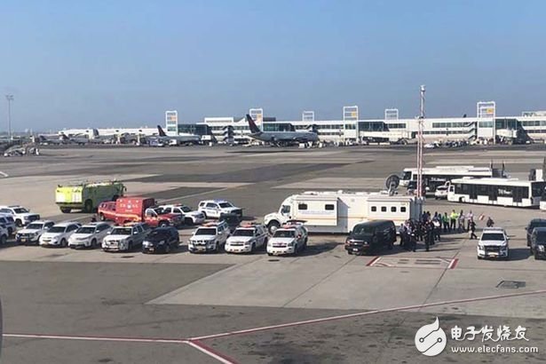 阿联酋航空一架客机被隔离,航班上有上百人染病,却尚不清楚原因