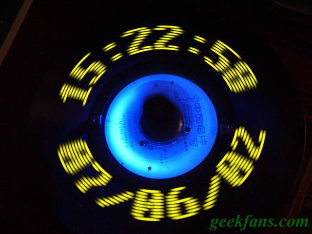 旋转LED数字电子钟制作图解 基于51单片机