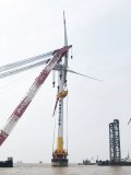 临港一期海上风电项目首台机组近日顺利完成吊装