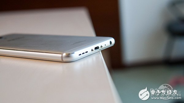 魅蓝note5拆机步骤介绍