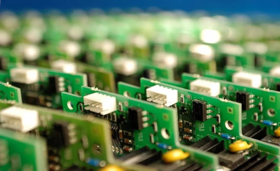 是FPGA厂商赛灵思公司2012年发布的集成设计环境