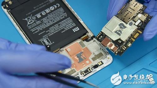 红米Note 5拆机步骤