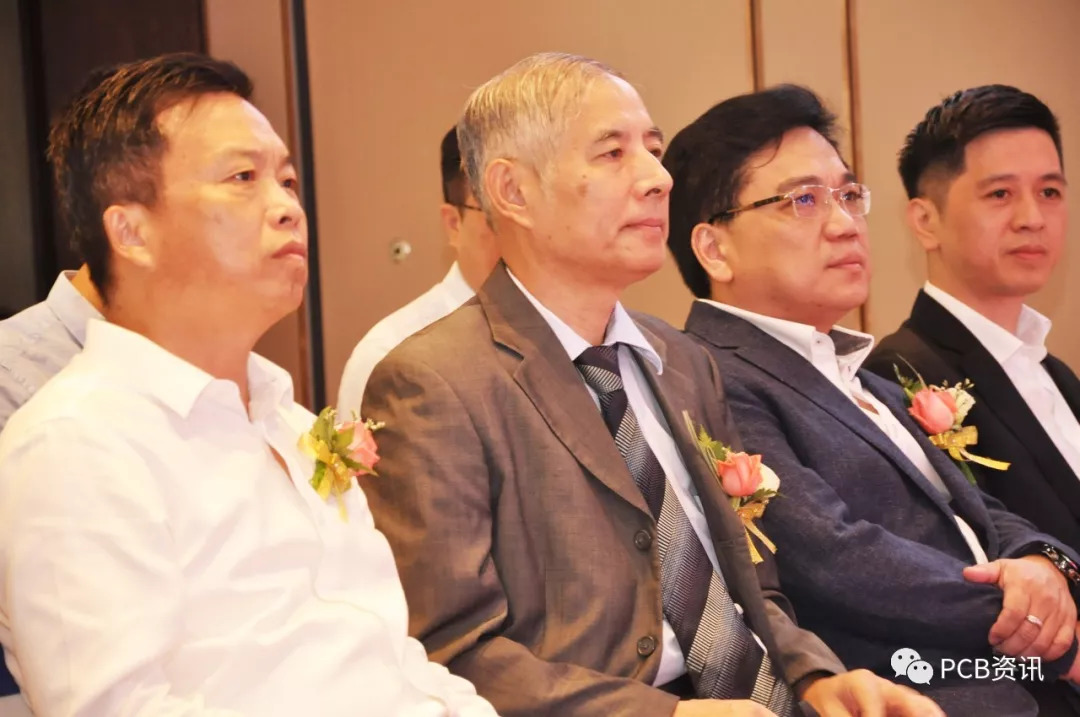 立讯精密董事长王来春,高管黄大伟,吴育庆,刘立伟,林肃惠等人也悉数