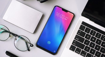 荣耀10对比vivo X21哪个好