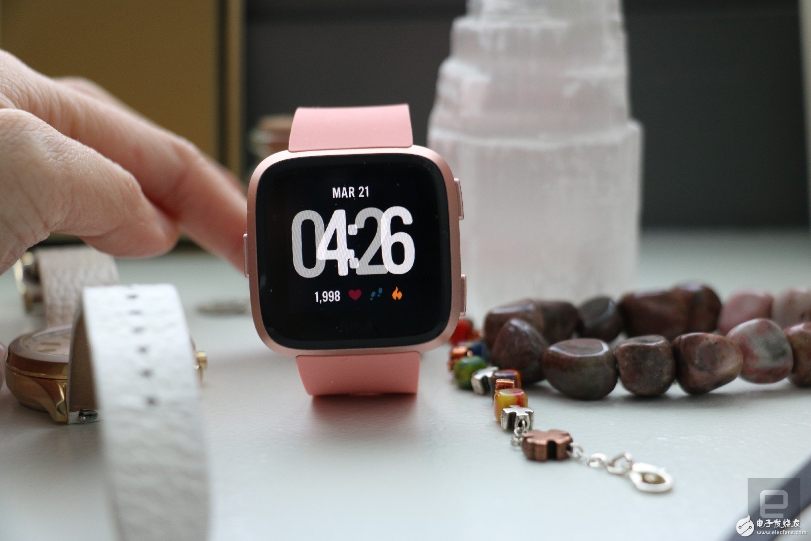 FitbitVersa评测 最大程度去满足大众市...