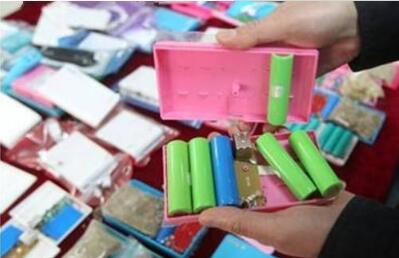 为什么容量一样的充电宝耐充度却不一样